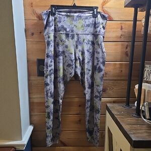 Lululemon Align NWOT Size 18 Purple Tie Dye Leggings 7/8 Length 0298